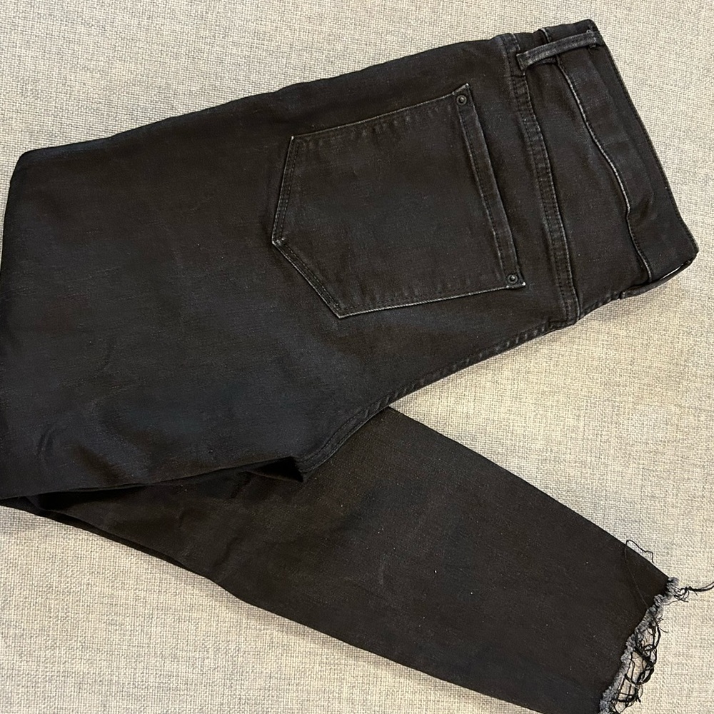 Club Monaco Women’s Skinny Black Jean